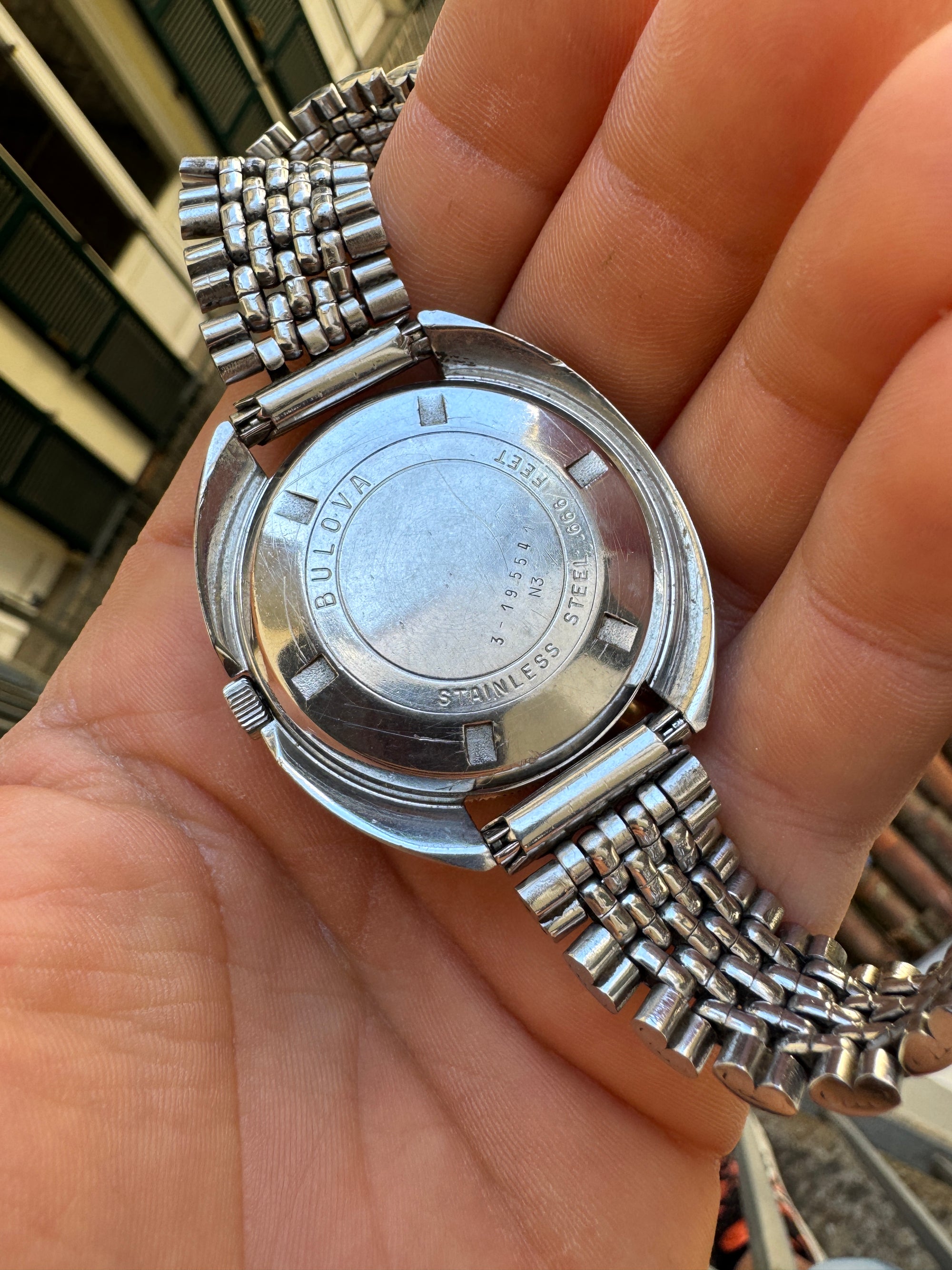 Bulova Snorkel 666 Feet Waterproof Automatic Calibre 11AFACD