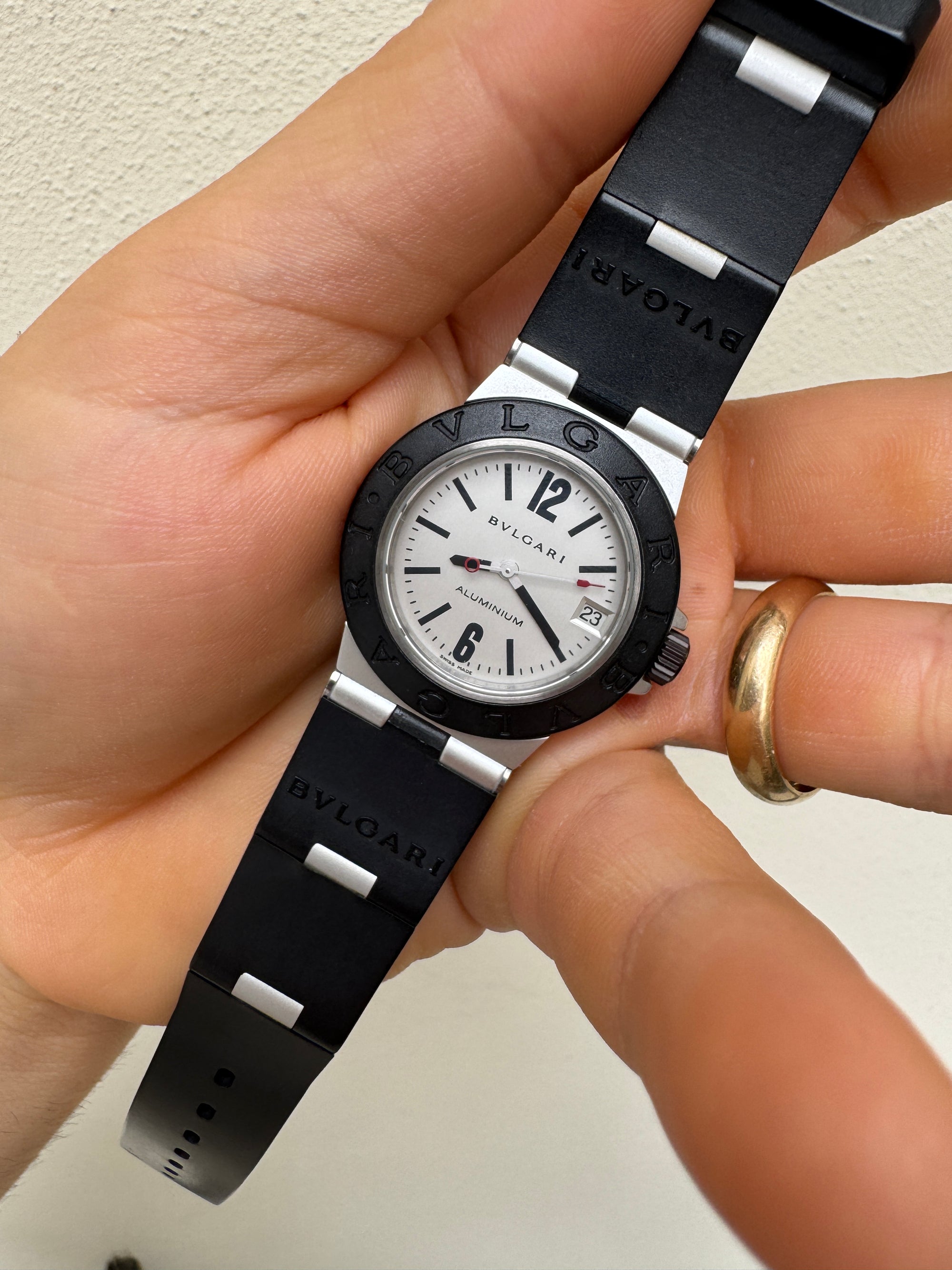 Bvlgari Referenza AL32TA Aluminium Case Mod.Diagono Calibre Quartz Unisex 1.200 €